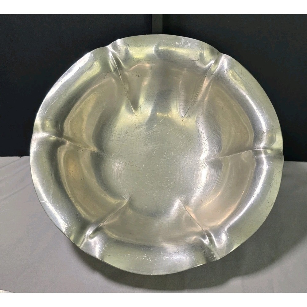 Reed and Barton Pewter Bowl Vintage Country P609 Scalloped Edge